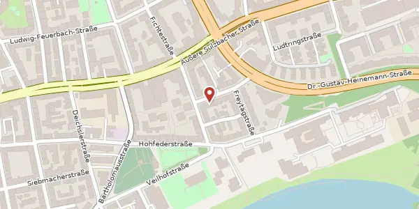 Karte der Umgebung von Riehlstr. 4, 90489 Nürnberg