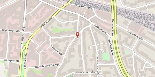 Karte der Umgebung von Warmbüchenstraße 24, 30159 Hannover