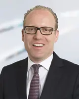 Foto von Dr. Sebastian Hofert von Weiss, LL.M.