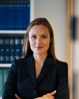 Foto von Dr. iur. Nicole Marel Weideneder