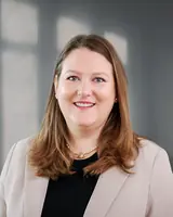Foto von Mag. iur. Marie-Claire Fischer