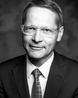 Foto von Dr. jur. Justus Schmidt-Ott
