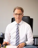 Foto von Dr. Axel Henriksen