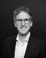 Foto von Dr. Lukas Mezger